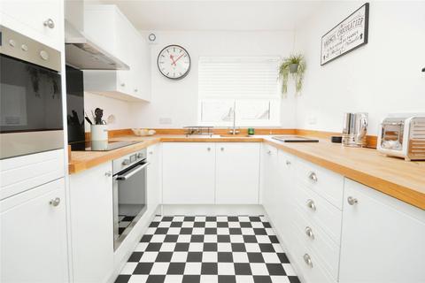 33 Varsity Drive, Twickenham, TW1 1AG