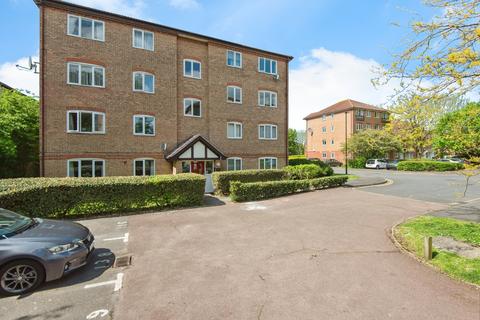 152 Varsity Drive, Twickenham, TW1 1AL