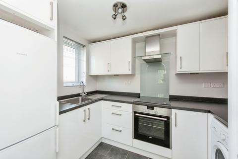 152 Varsity Drive, Twickenham, TW1 1AL