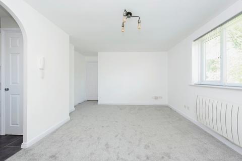 152 Varsity Drive, Twickenham, TW1 1AL
