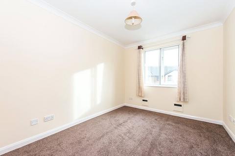 1 bedroom flat for sale, Grove Road, Hounslow TW3