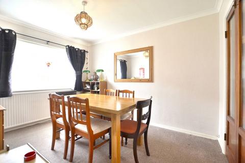 5 Eardisland Road, Tuffley, Gloucester, GL4 0BZ