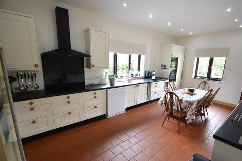 5 bedroom detached house for sale, Weston Lullingfields, Shrewsbury