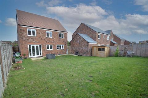 37 Morant View, Bowbrook, Shrewsbury, SY5 8QF