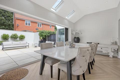 2 Pandan Close, West Hanningfield, Chelmsford, CM2 8FP