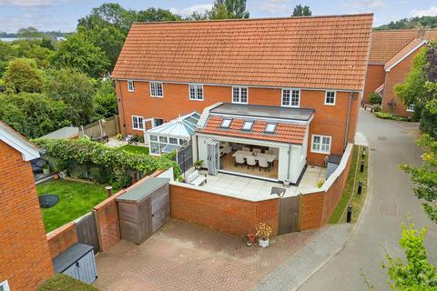 2 Pandan Close, West Hanningfield, Chelmsford, CM2 8FP