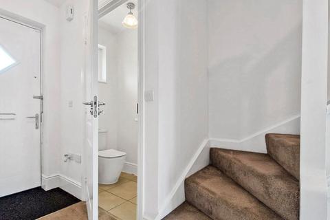 5 Clowes Crescent, Tyldesley, Manchester, M29 8SN