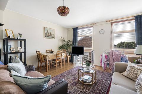 2 bedroom apartment for sale, Gravel Hill, RG9 2EG