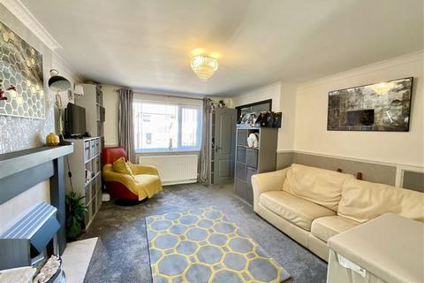 59 Bowland Drive, Chapeltown, Sheffield, S35 2QN