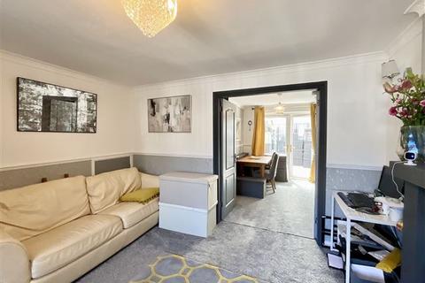 59 Bowland Drive, Chapeltown, Sheffield, S35 2QN