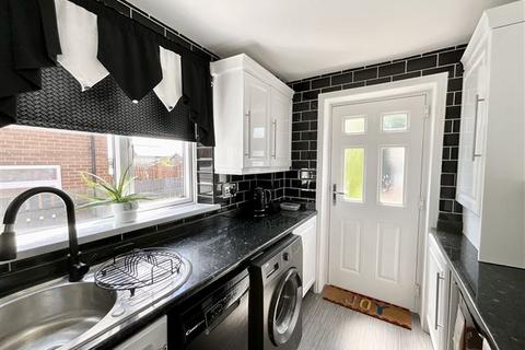 59 Bowland Drive, Chapeltown, Sheffield, S35 2QN