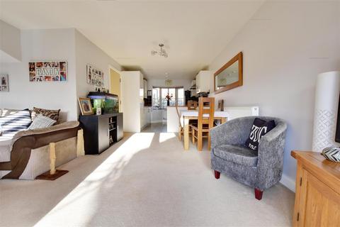 5 bedroom semi-detached house for sale, Etchingham Drive, St. Leonards-On-Sea