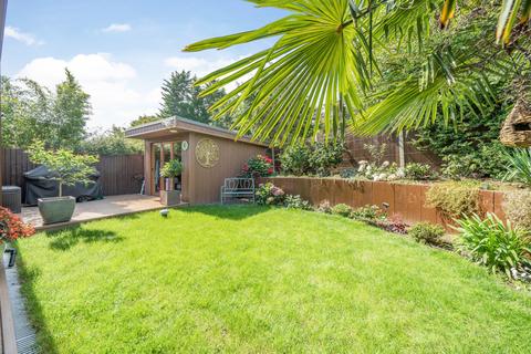5 Powster Road, Bromley, BR1 5HE
