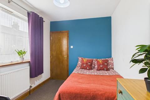 1 bedroom in a house share to rent, Cambridge Street - DFR