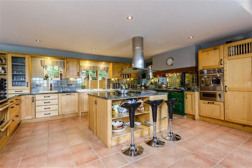 Wootton, Nr Woodstock 6 bed barn conversion £2,000,000