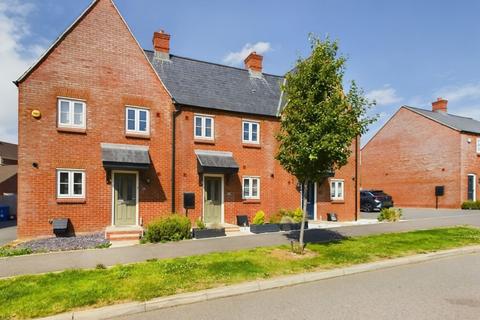 3 bedroom terraced house for sale, Hexham Street, Towcester, NN12