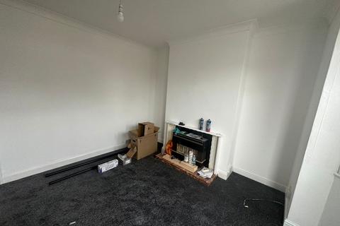 2 bedroom flat to rent, Coventry CV6