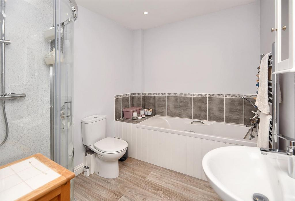 Annexe - Bathroom