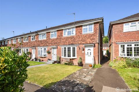 3 bedroom end of terrace house for sale, Rivermead Close, Romsey Town Centre, Hampshire