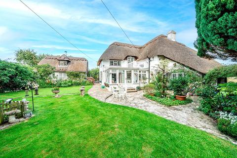 4 bedroom cottage for sale, Burley Road, Christchurch BH23