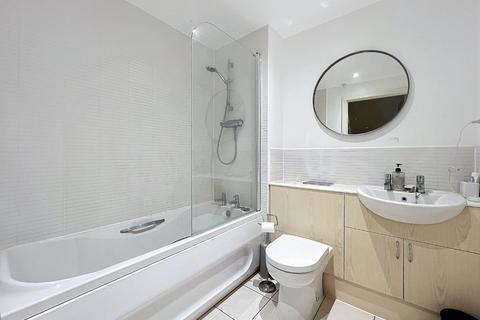 2 bedroom apartment for sale, Alexandria, Victoria Wharf, Watkiss Way, Cardiff