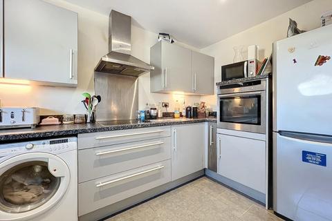 2 bedroom apartment for sale, Alexandria, Victoria Wharf, Watkiss Way, Cardiff