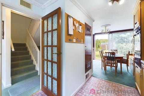 25 Five Acres, Harlow, CM18 6UY