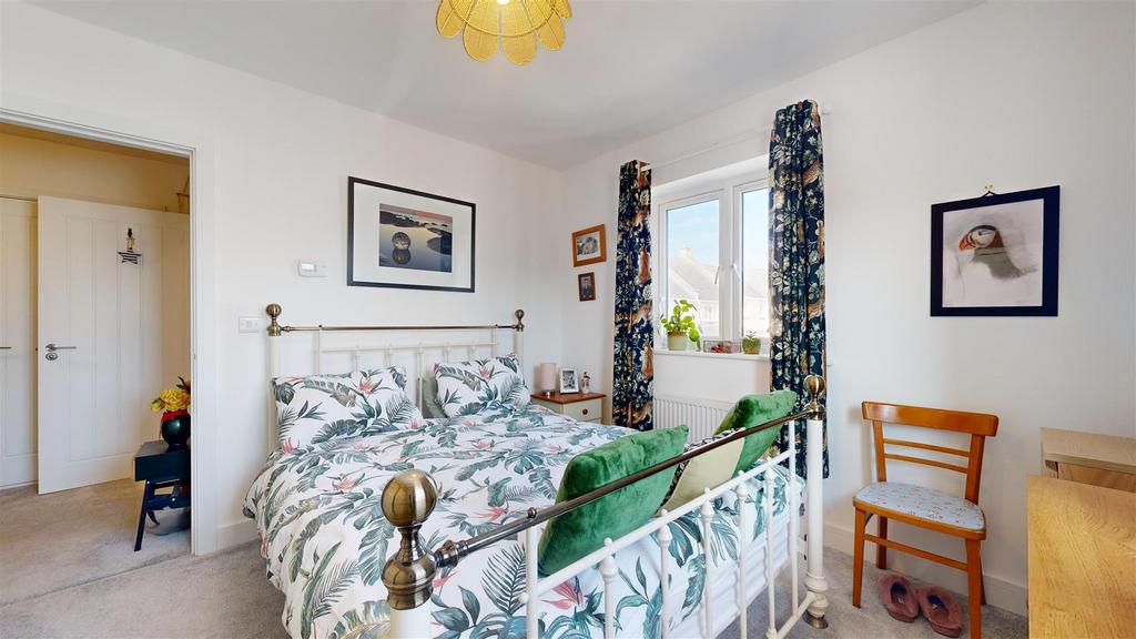 Flat-2-1-Red-Crane-Walk-07312024 132947.jpg