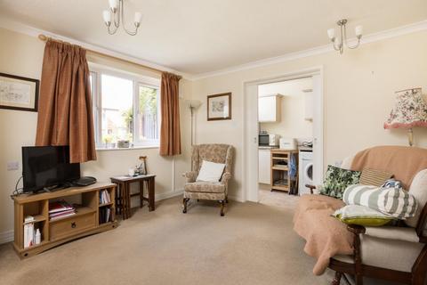 2 bedroom retirement property for sale, Heslington Court, Heslington, York