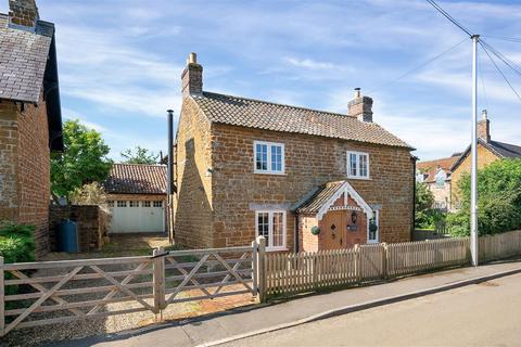 4 bedroom detached house for sale, Main Street, Goadby Marwood