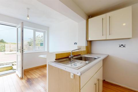 52 Croft Road, Portland, DT5 2HH