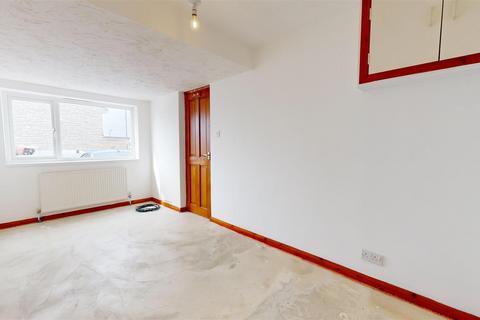 52 Croft Road, Portland, DT5 2HH