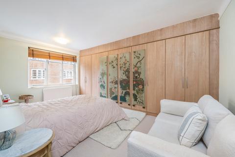 2 bedroom flat for sale, Exeter House, Putney Heath, London