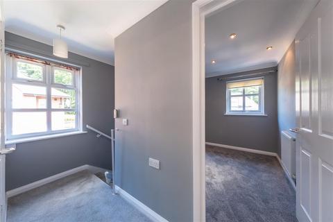 2 bedroom apartment for sale, Rathbone Park, Tarporley