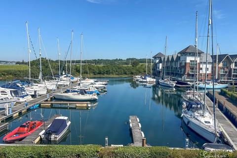 4 bedroom terraced house for sale, Redshank Way, Newport