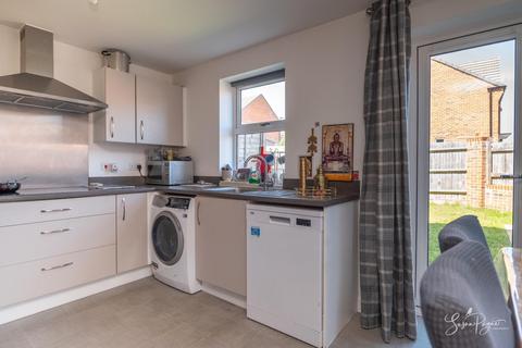 3 bedroom semi-detached house for sale, Squirrel Close, Newport