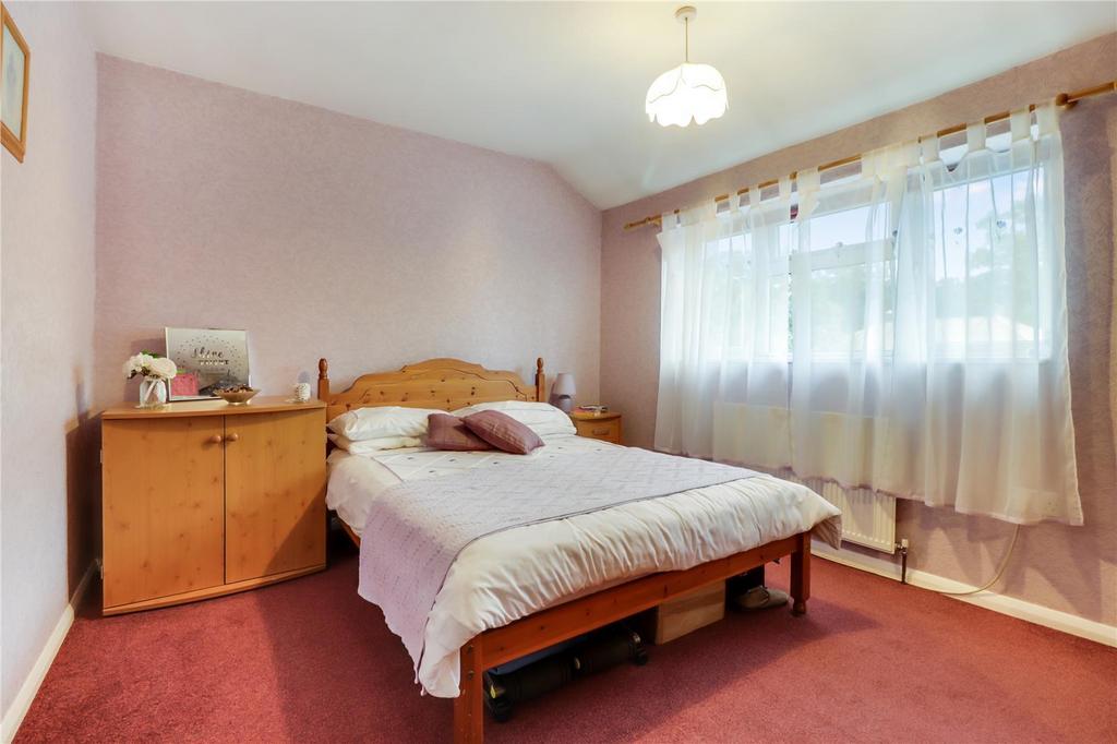 Third bedroom.jpg