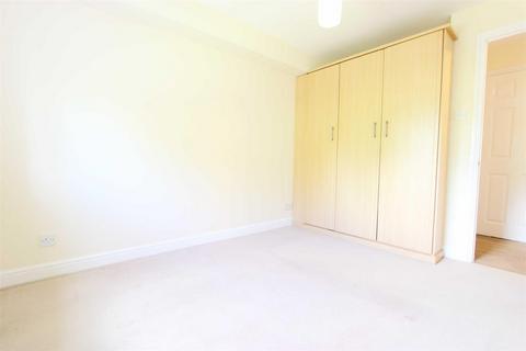 2 bedroom flat to rent, Kirkland Drive, Enfield, EN2