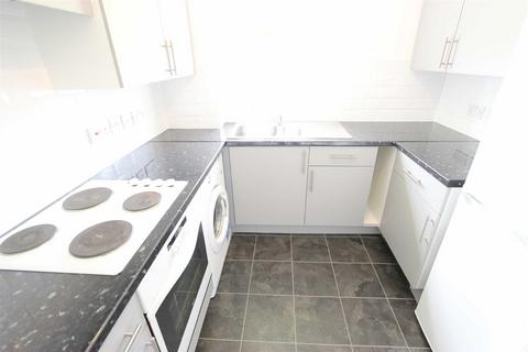 2 bedroom flat to rent, Kirkland Drive, Enfield, EN2