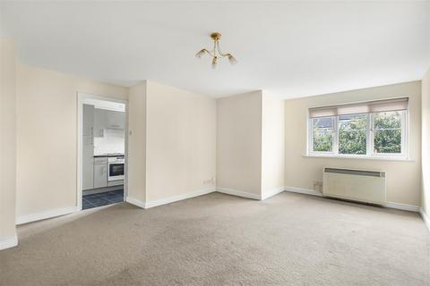 2 bedroom flat to rent, Kirkland Drive, Enfield, EN2