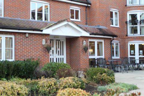 1 bedroom retirement property for sale, Oyster Lane, West Byfleet KT14