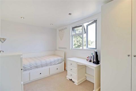 43 Binfield Road, Byfleet, West Byfleet, KT14 7PN