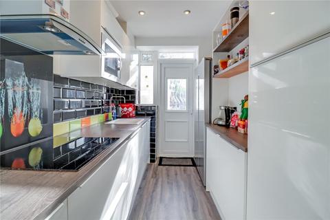 61 Hart Road, Byfleet, West Byfleet, KT14 7NL