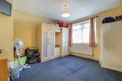 61 Hart Road, Byfleet, West Byfleet, KT14 7NL