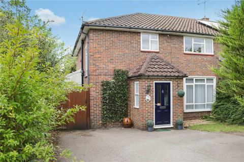 223 Albert Drive, Woking, GU21 5RD