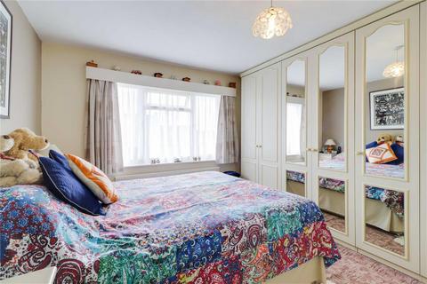38 Godley Road, Byfleet, West Byfleet, KT14 7ER