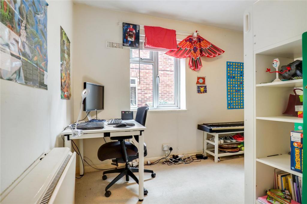 Bedroom 22.jpg