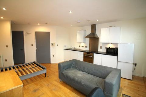 Studio to rent, Studio apartment at Broughton House, 50 West Street,S1 4EX