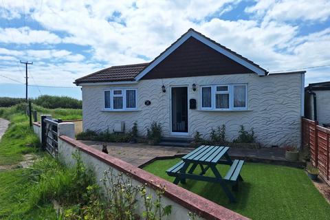 2 bedroom detached bungalow for sale, Drift Lane, Selsey