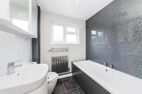 3 Bursill Close, Headington, Oxford, OX3 8EW